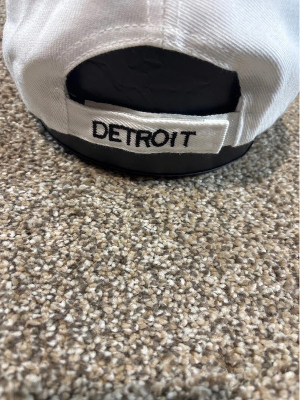 Adjustable Detroit hat - Picture 3 of 4